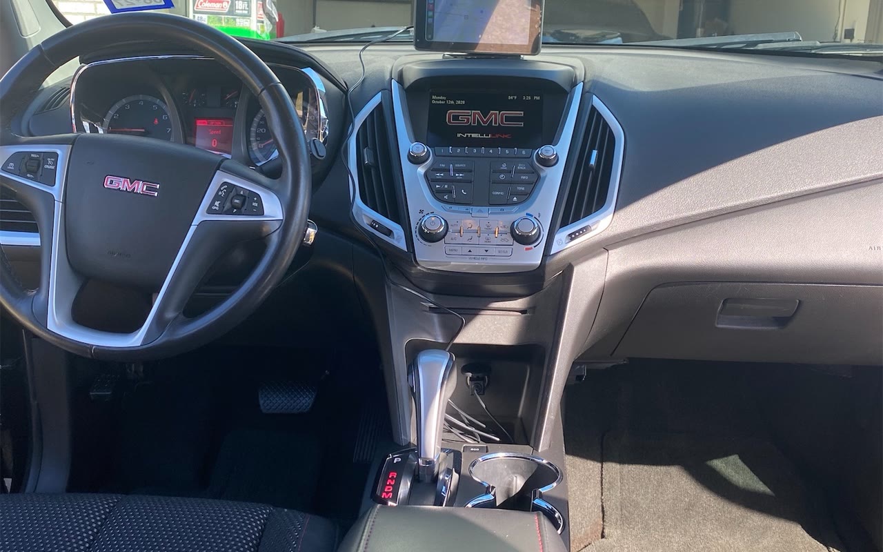 The GMC Terrain's dashboard and center console